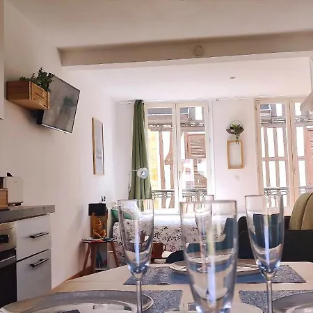 Apartment Au Jjr